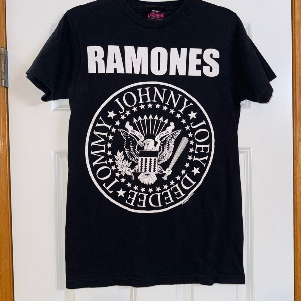 Ramones Black Graphic Tee